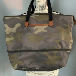 Stella & Dot camo Travel bag